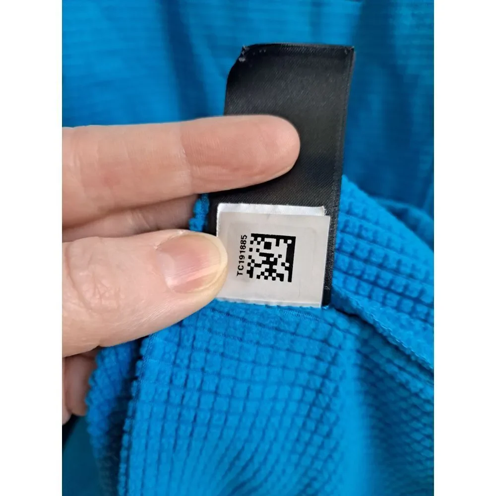 The North Face Blue Quarter Zip Pullover Athletic‎ Performance Fleece